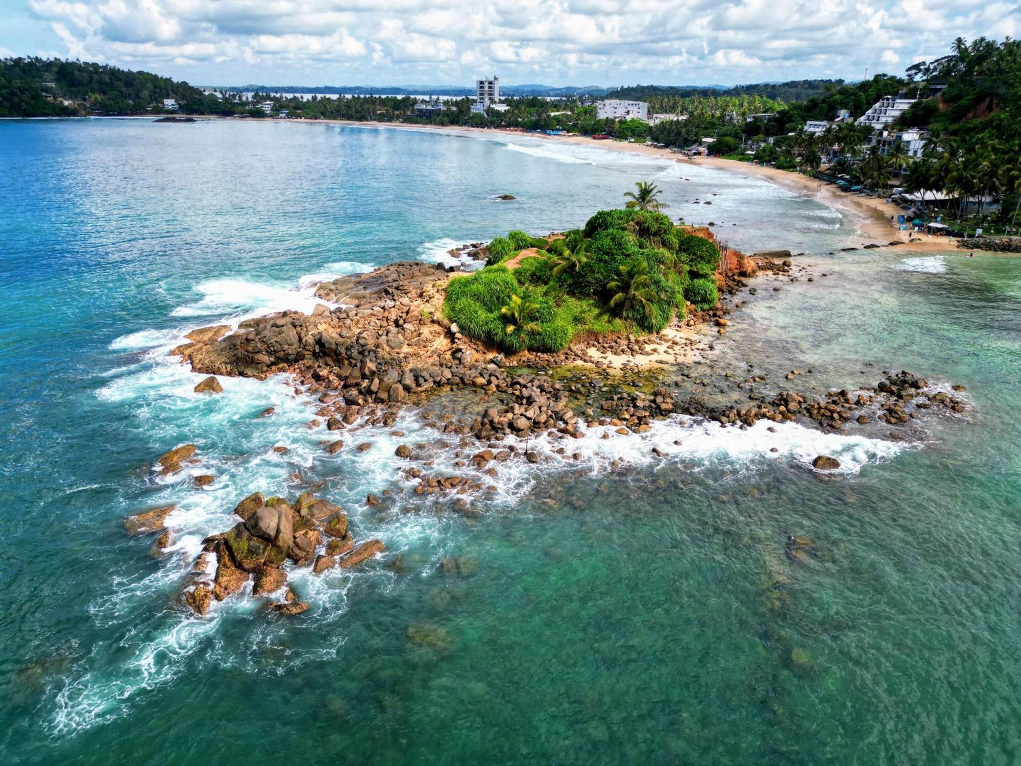 Seashore Mirissa Luaran gambar